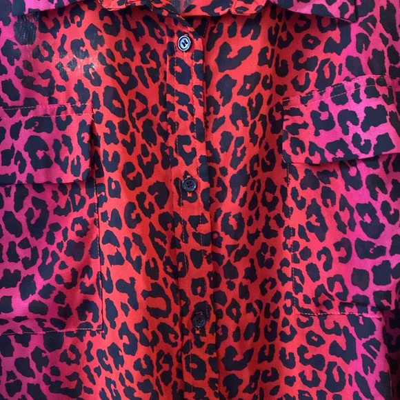 Lane Bryant Red, Black & Pink Sheer Leopard Fashion Blouse - EUC - Size 26/28 - Picture 13 of 13